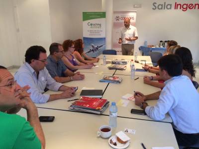 Emprendedores y empresarios confeccionan un Mandala Ejecutivo de visión empresarial con Coaching Airlines