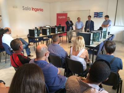  Entrega Solidaria de Equipos Informáticos en BIC Euronova