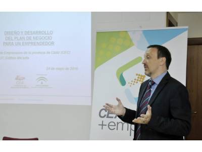  “Diseño y desarrollo del plan de negocio para un emprendedor” con Alad3, CEC Cádiz y CEA 